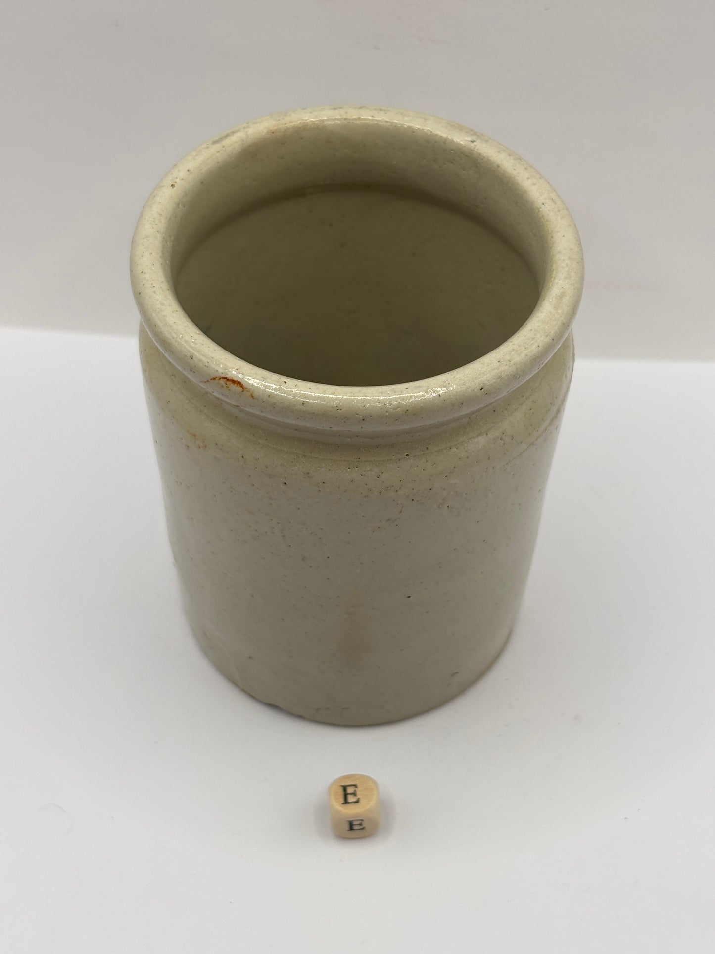 Old 1lb rolled top stoneware jam pot (e) Golden shred brand
