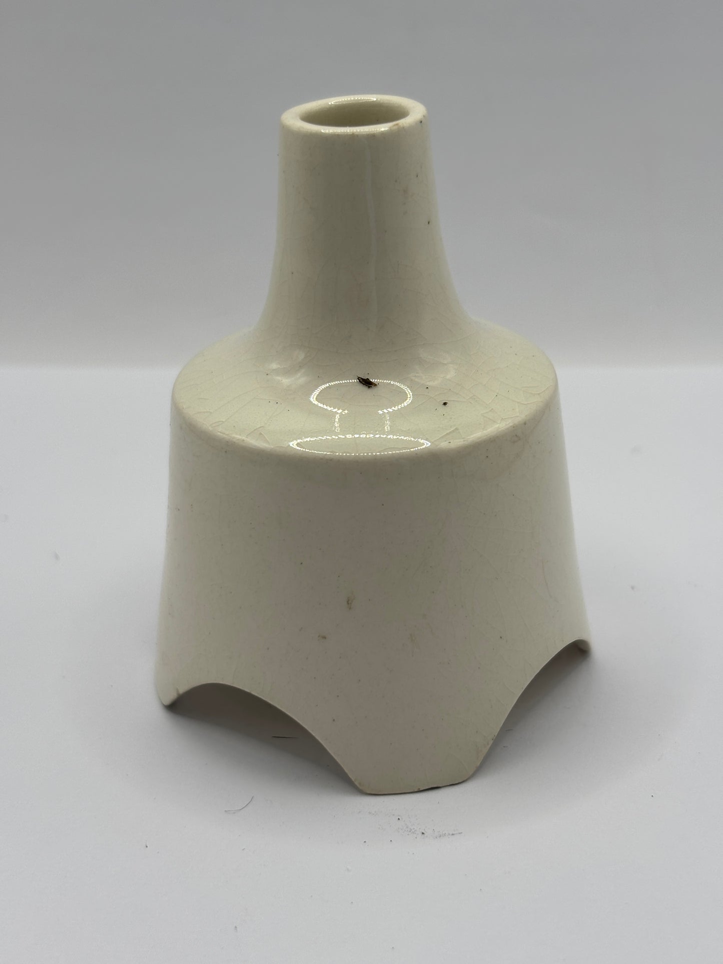 Old advertising pie funnel, The improved pie funnel
