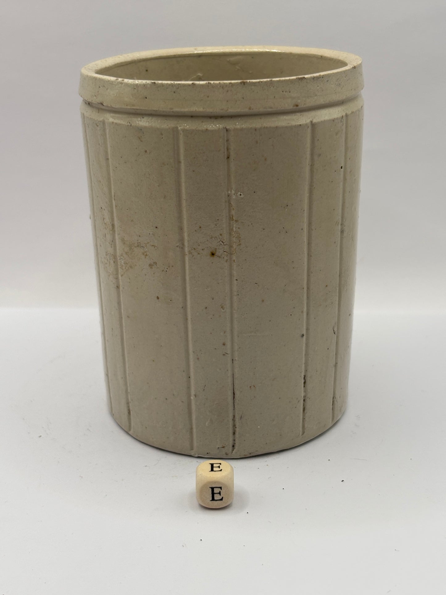 Old 1lb ribbed stoneware jam pot (e)Hartleys