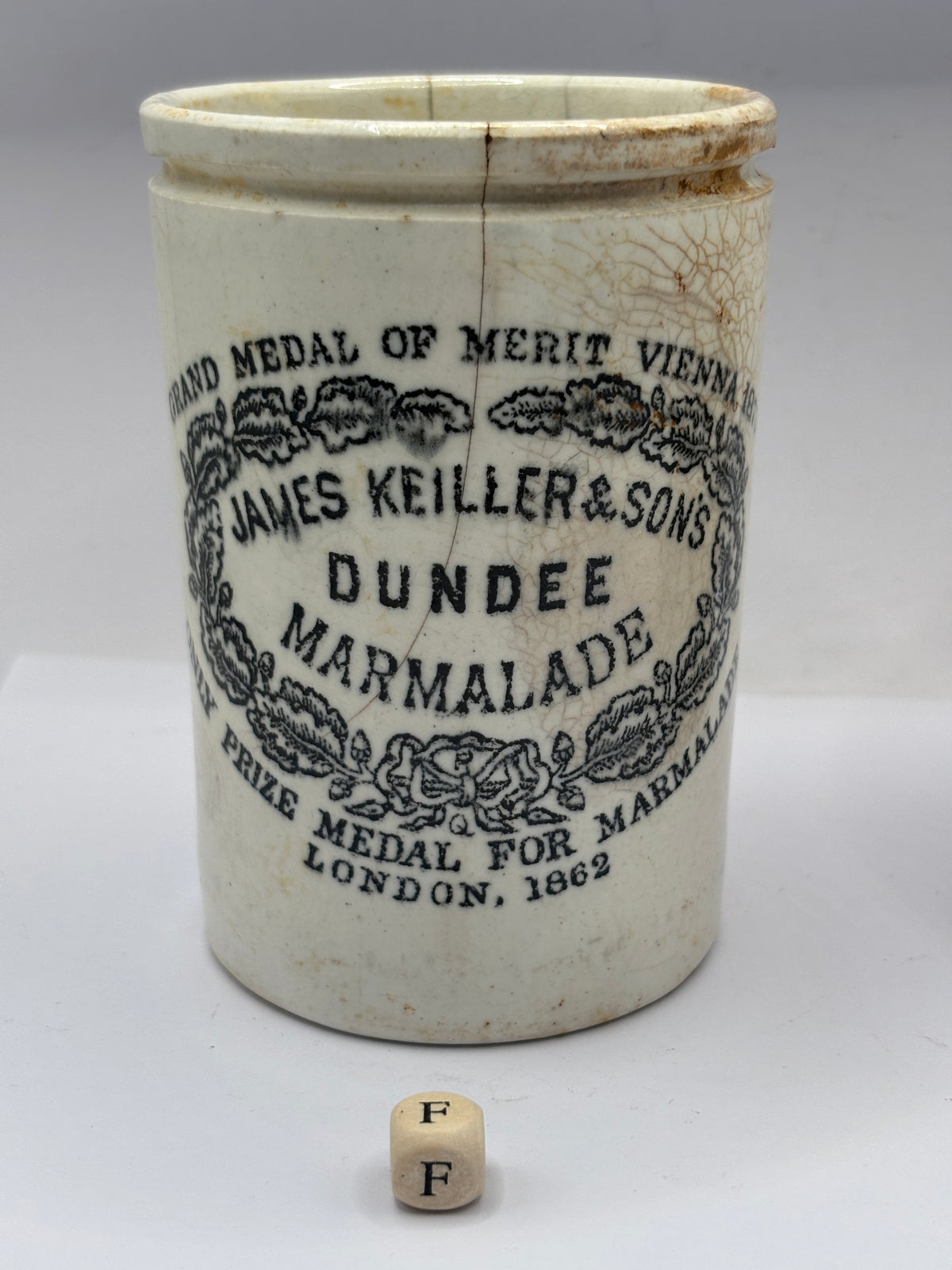 Old 1lb stoneware marmalade pot, James Keiller Dundee marmalade (F) damaged