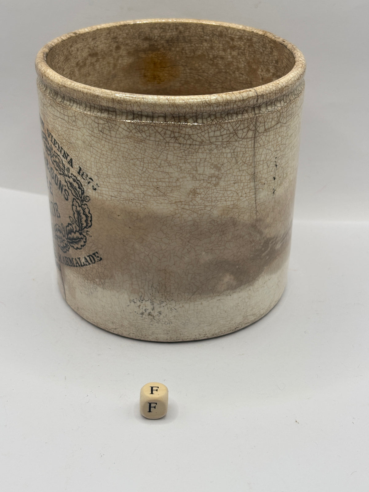 Old 2lb stoneware marmalade pot, James Keiller Dundee marmalade (f) damaged