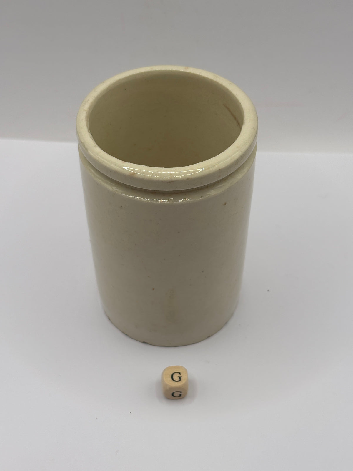 old tall stoneware pot (G) 9.5cms