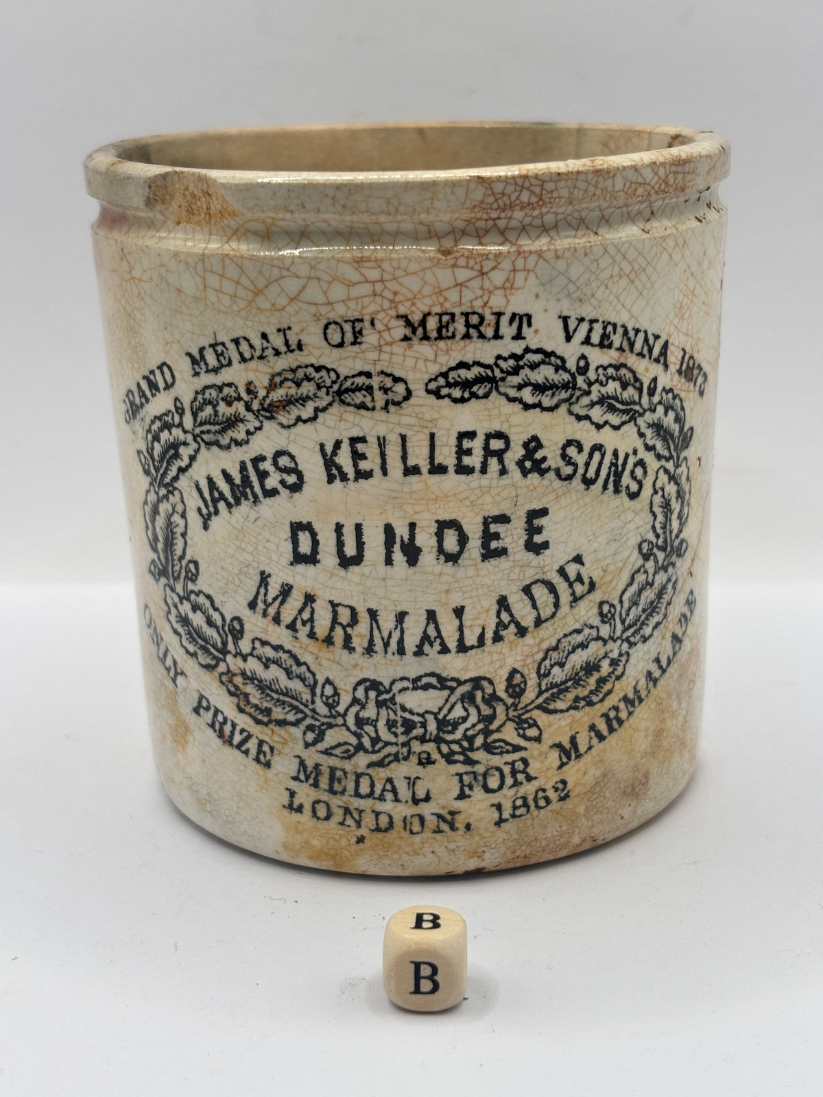 Old 1lb stoneware marmalade pot, James Keiller Dundee marmalade (B) damaged