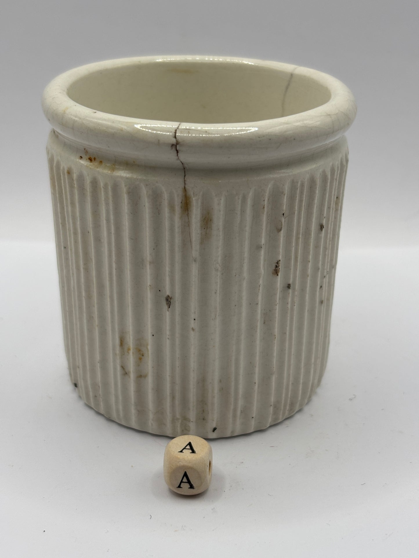 Early ribbed stoneware jam & marmalade pot (a)