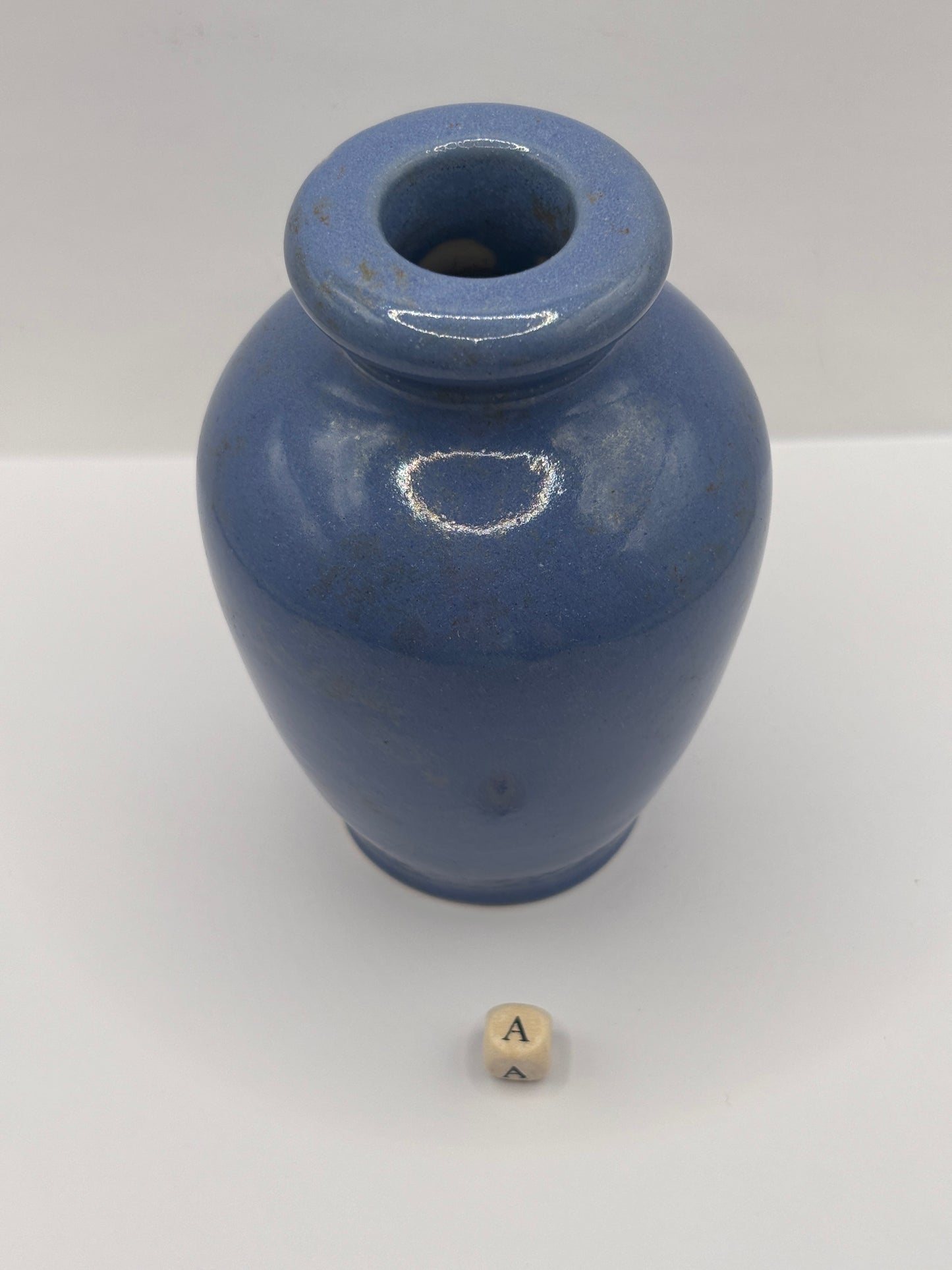 Old blue stoneware jar, Ronuk (a)