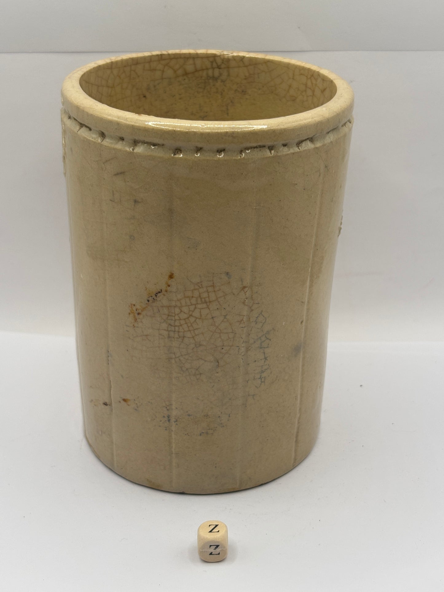 Old 2lb ribbed stoneware jam pot (Z)