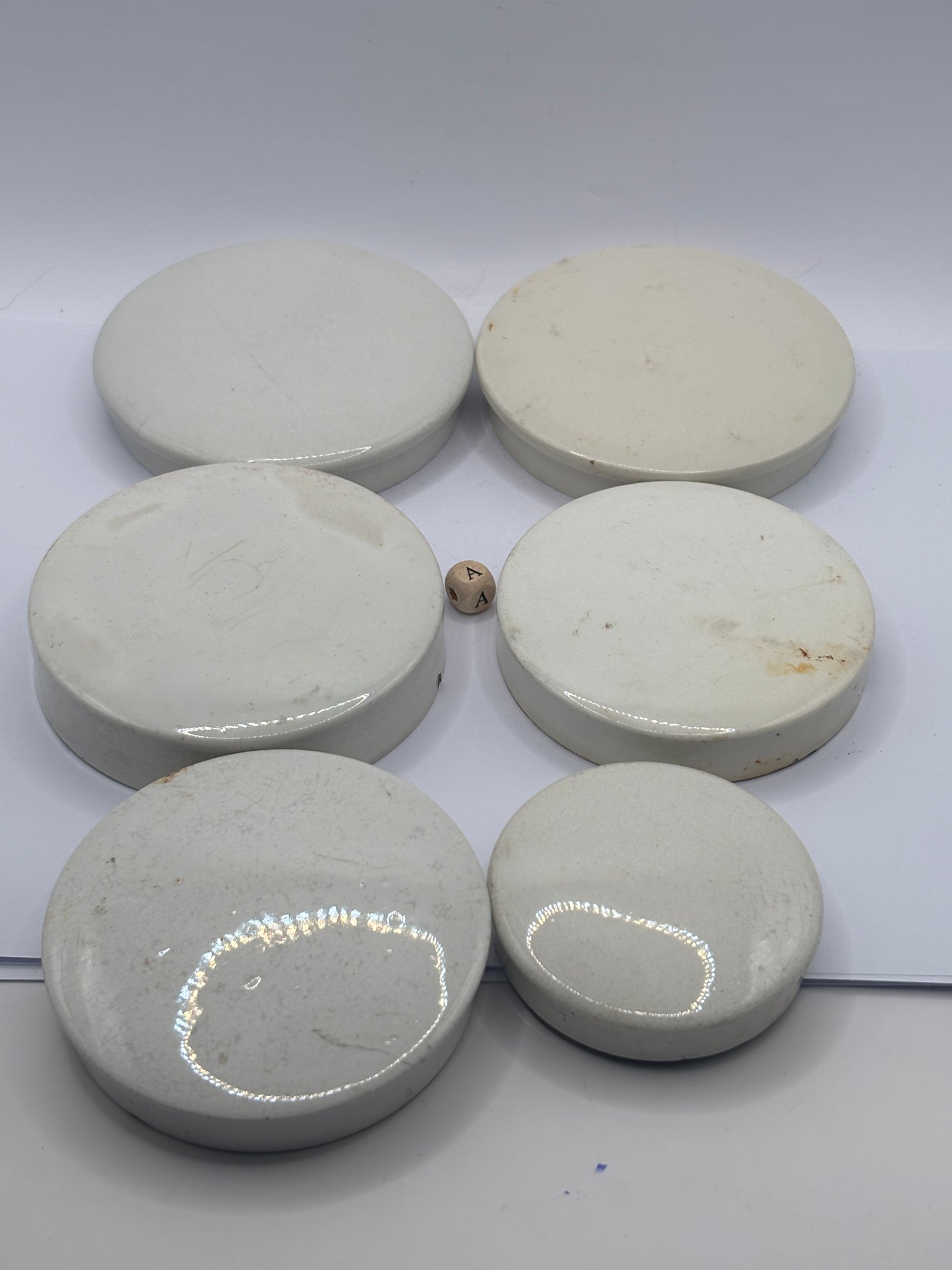 6 old plain stoneware lids, stacking lids (A)