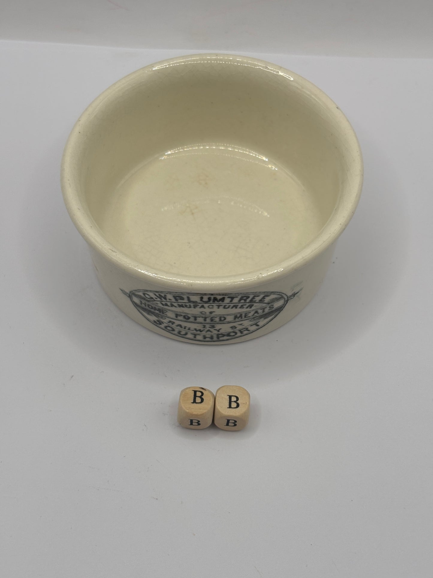 Old Plumtree advertising meat paste pot (BB)
