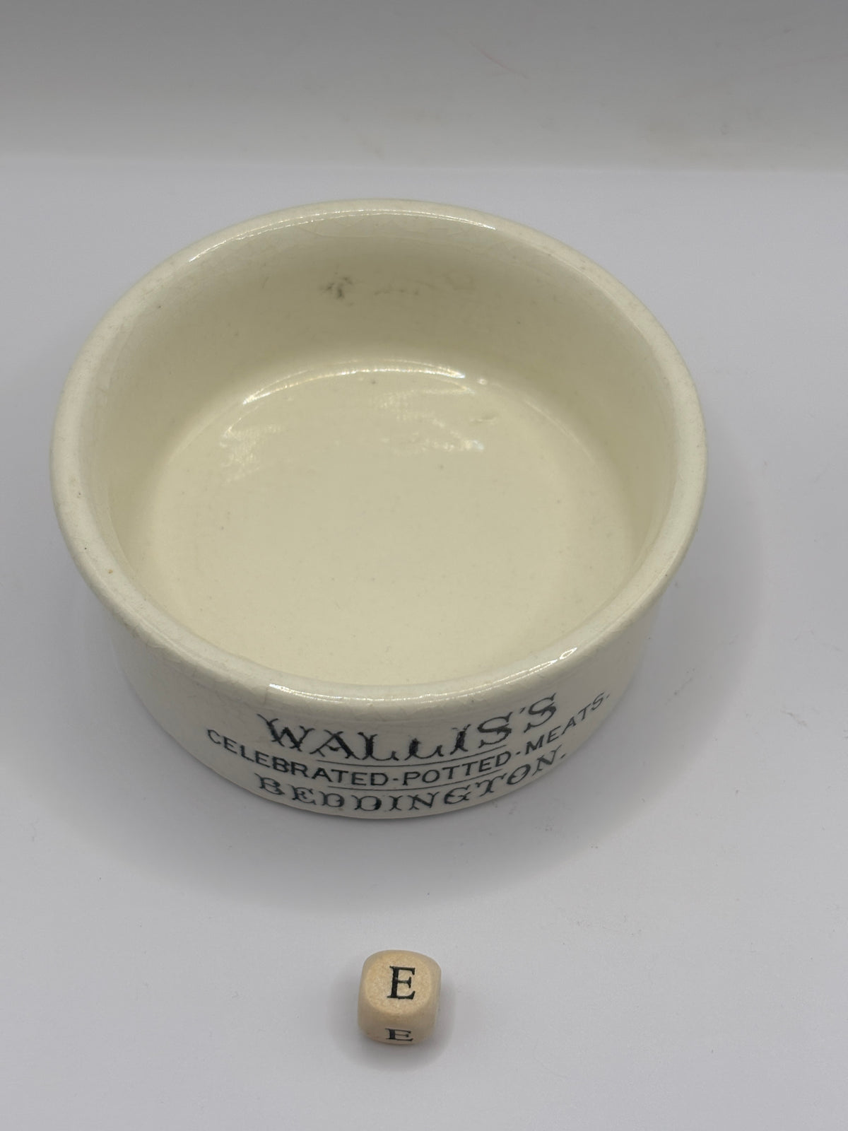 Old advertising meat paste pot, Wallis’s celebrated potted meats (E)
