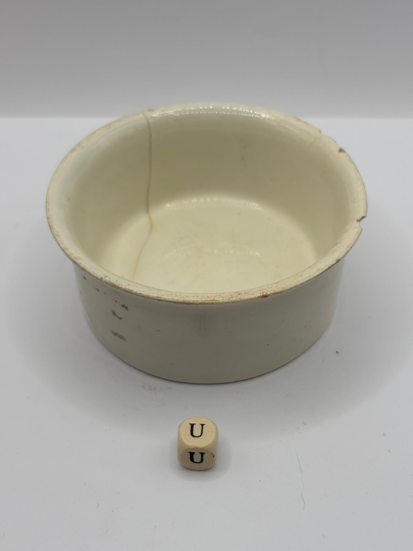 Old advertising shrimp paste pot. Mrs leadbetters home potted shrimps (U)
