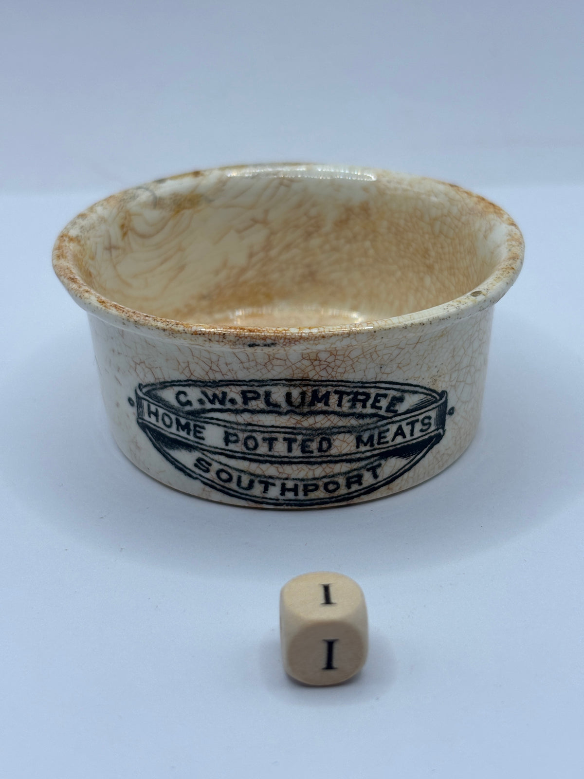 Old small advertising meat paste pot, Plumtree home potted meats (i)