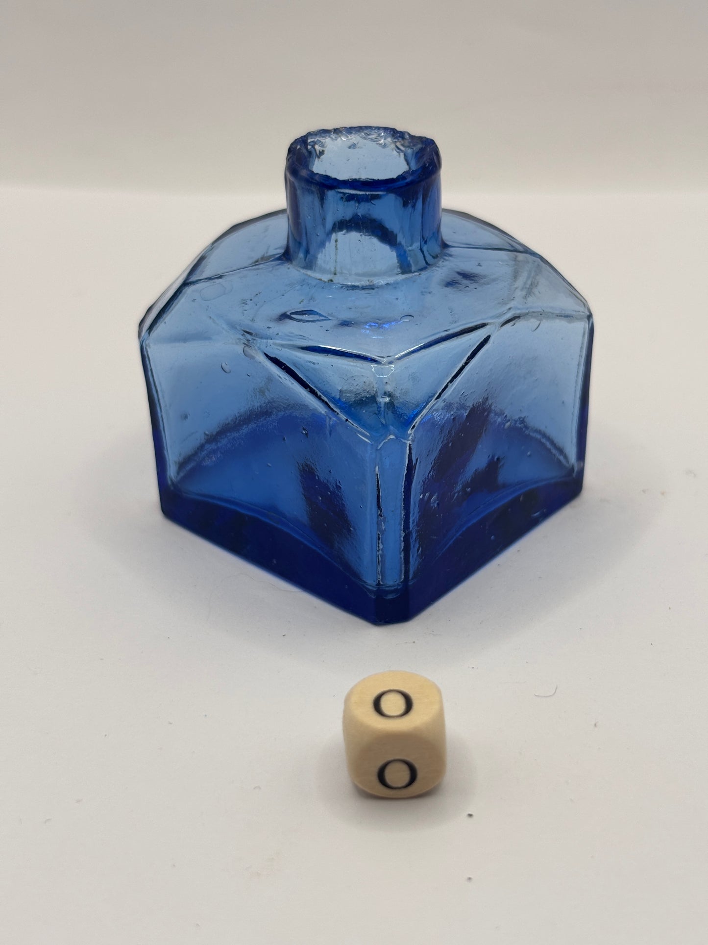 Old blue glass ink bottle, inkwell, penny ink (o)