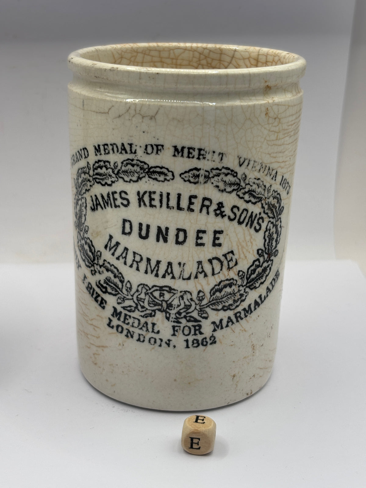 Old 1lb stoneware marmalade pot, James Keiller Dundee marmalade (e) damaged