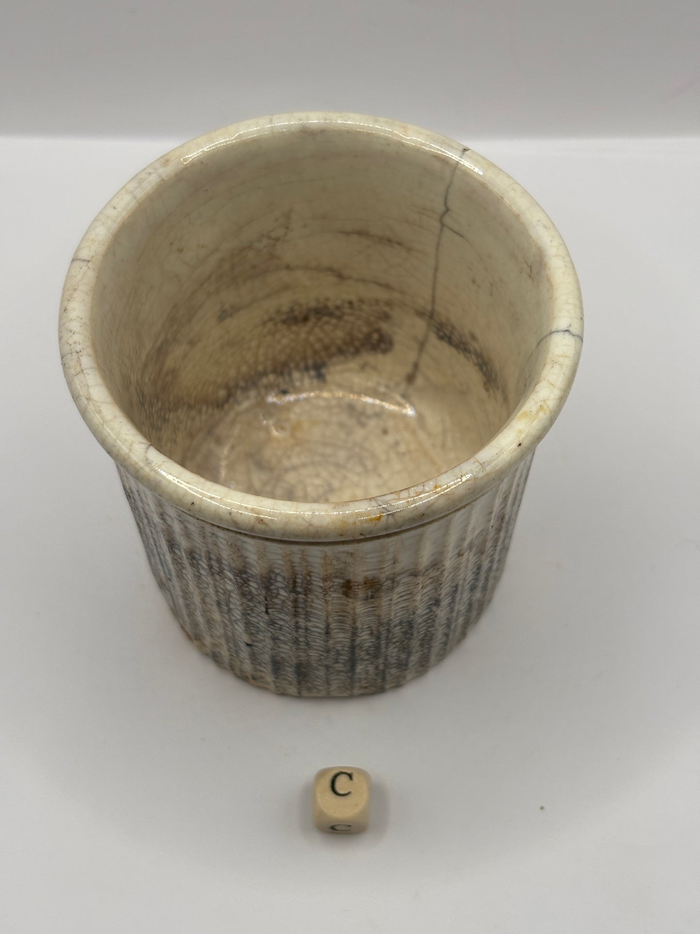 Early ribbed stoneware jam & marmalade pot (C)