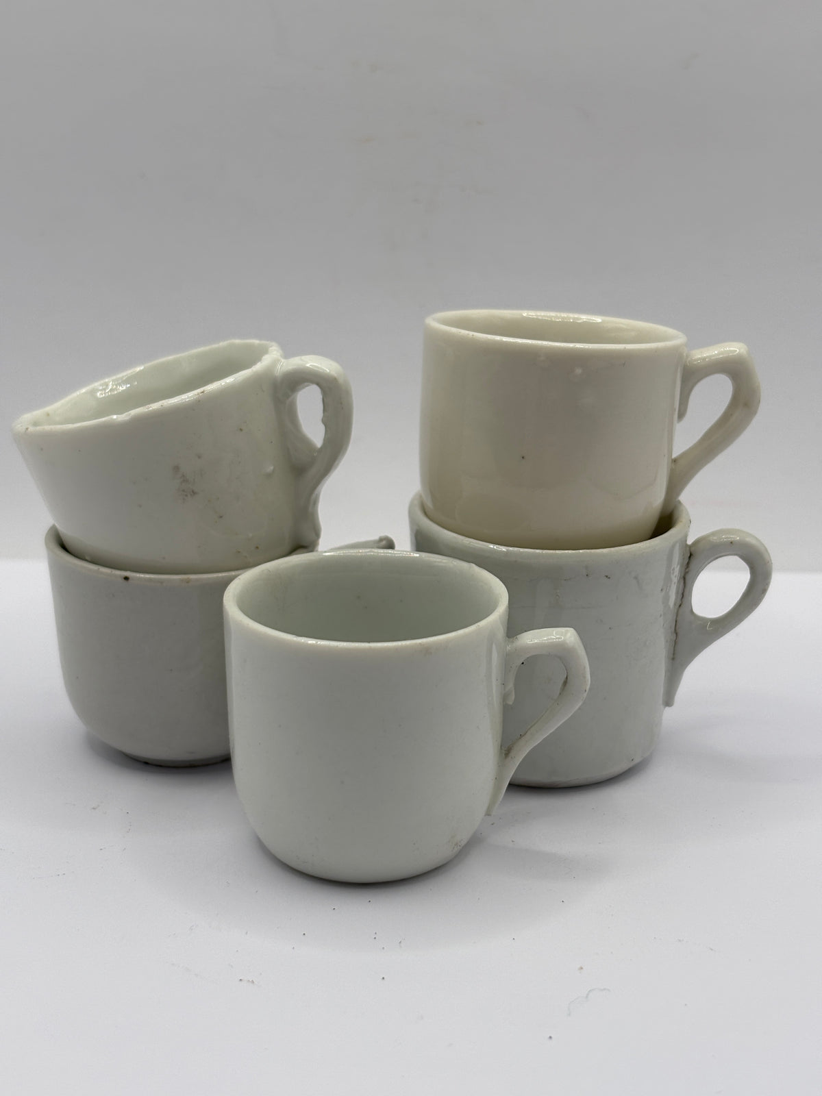 5 old small dolls house mugs/cups