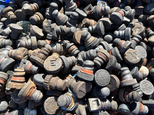 25 old bottle stoppers