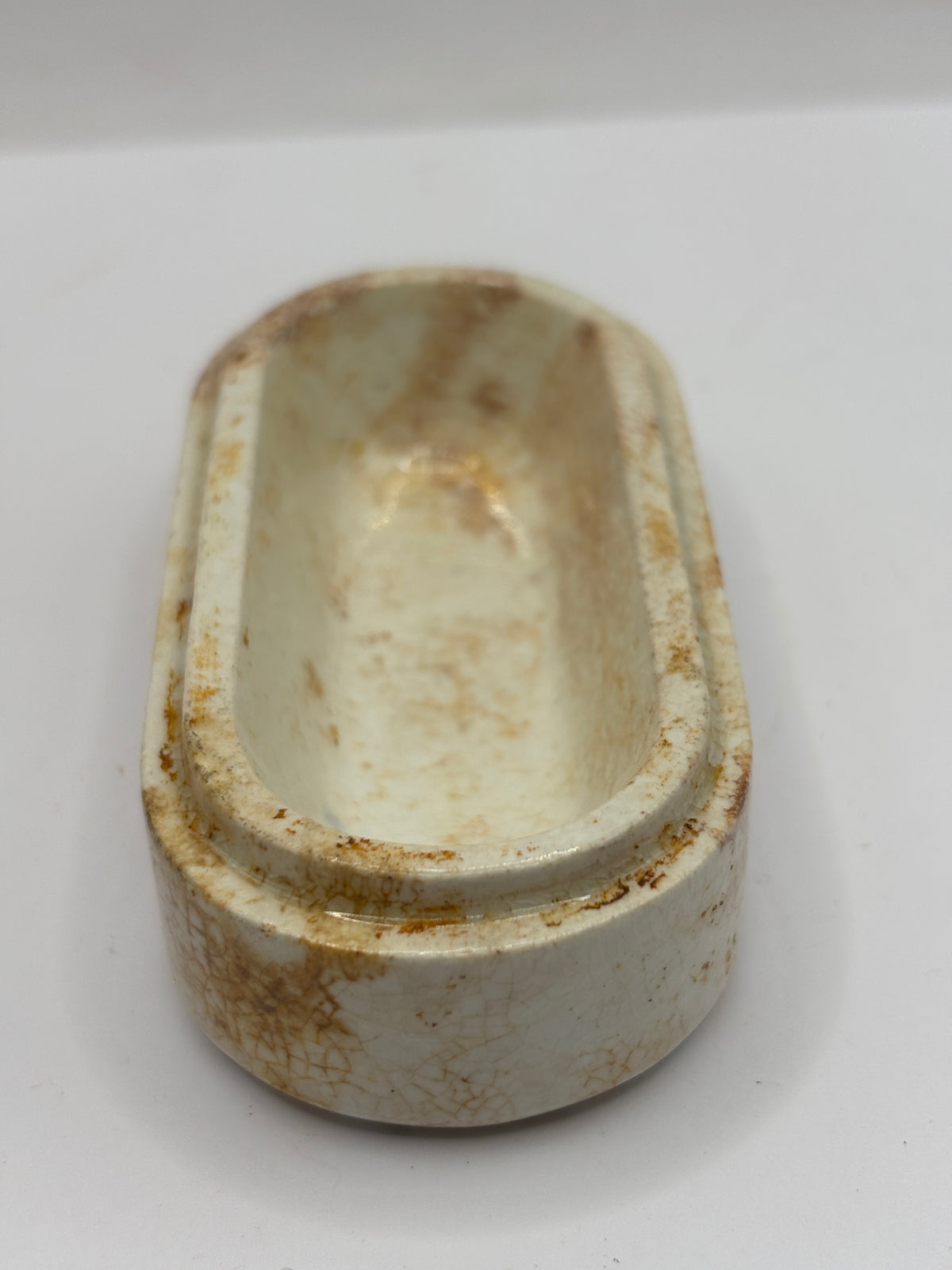 Old unusual stoneware pot lid base