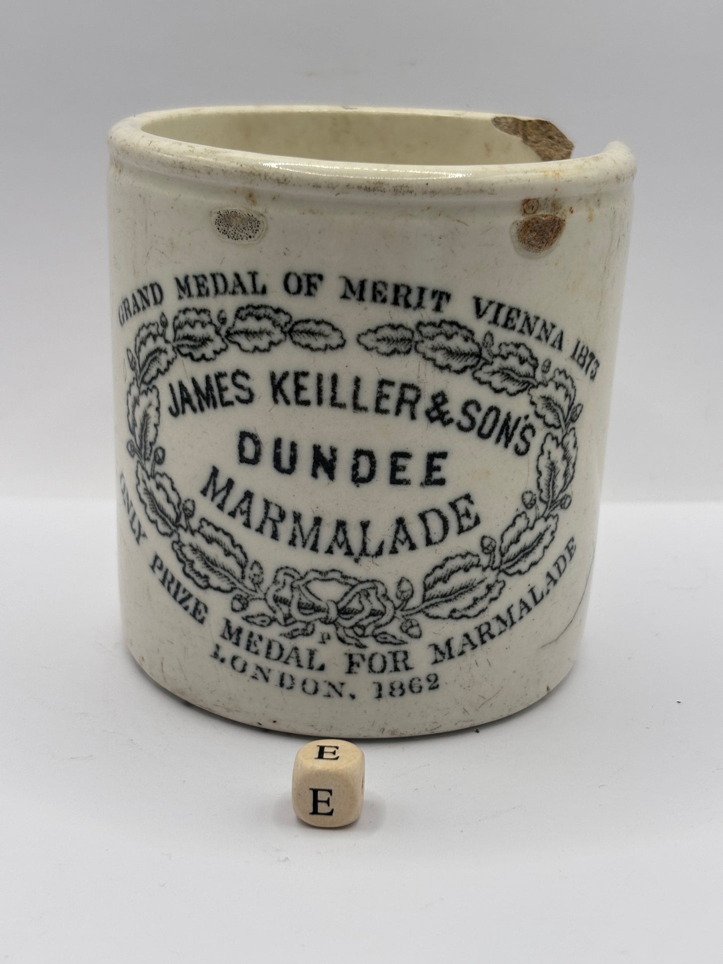 Old 1lb James Keiller dundee marmalade jar (E) damaged