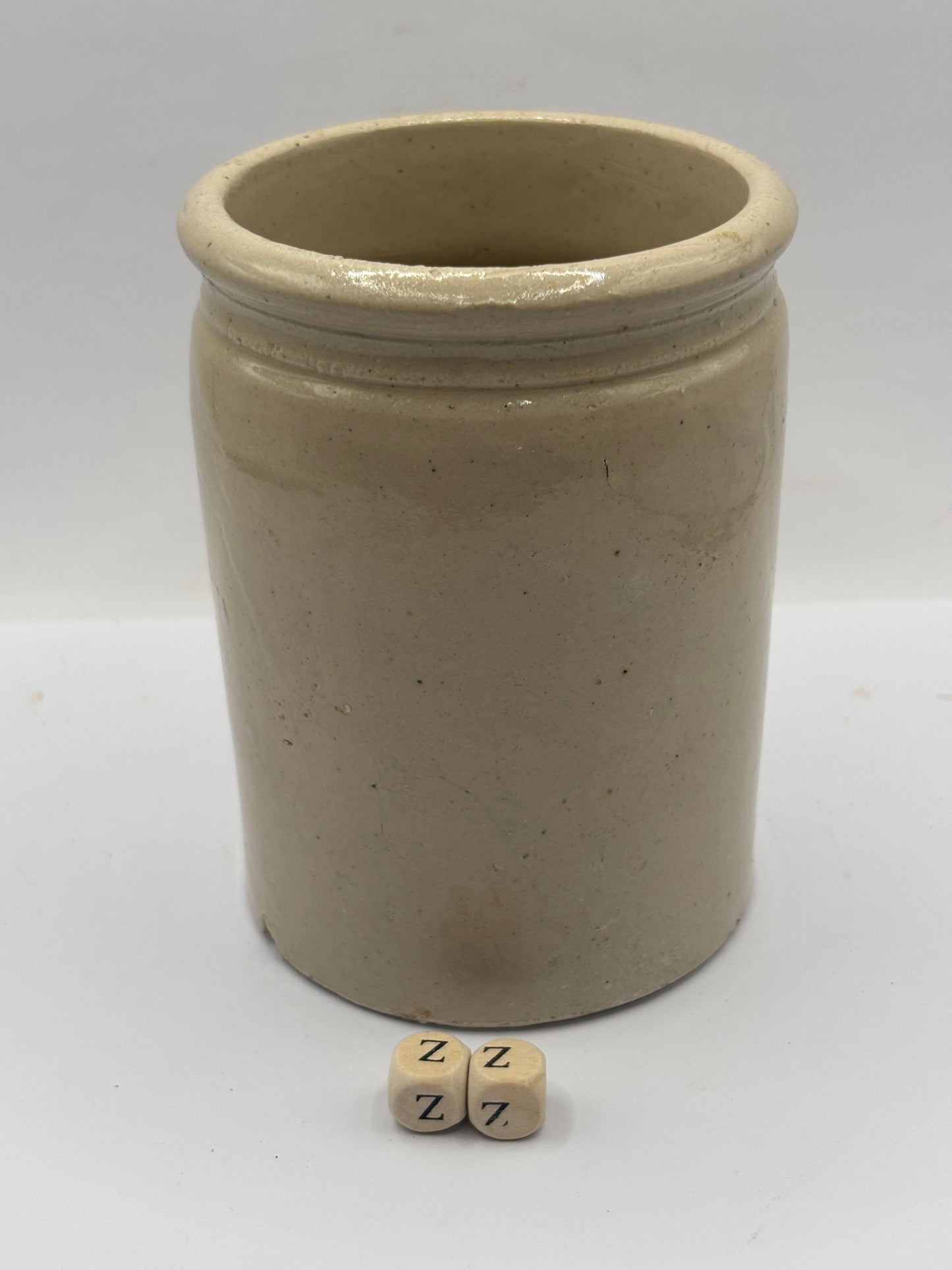 Old 1lb rolled top stoneware jam pot (ZZ)