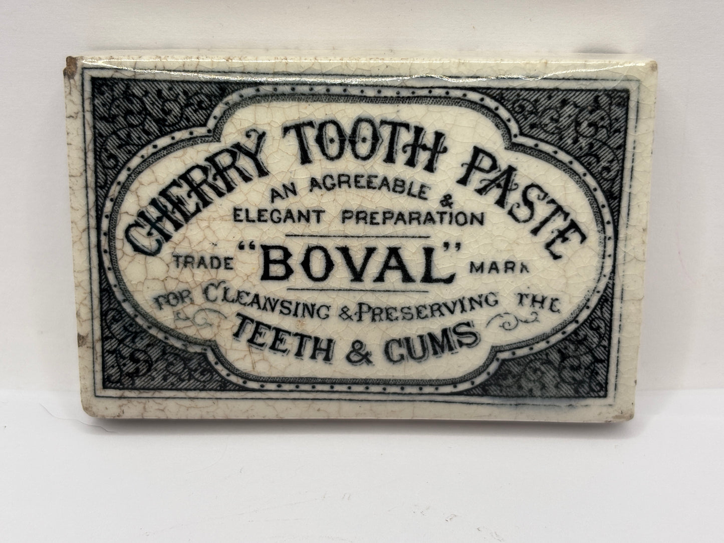 Old advertising lid, Cherry Tooth Paste. Boval. For the teeth and gums