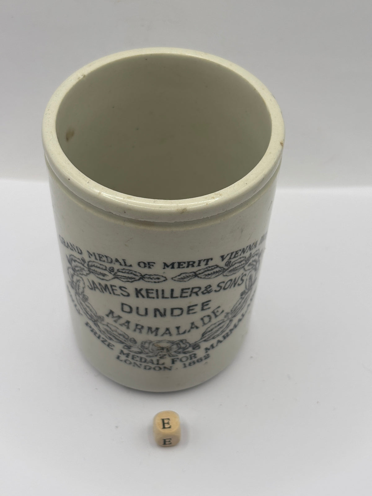 Old 1lb stoneware marmalade pot, James Keiller Dundee marmalade (e)