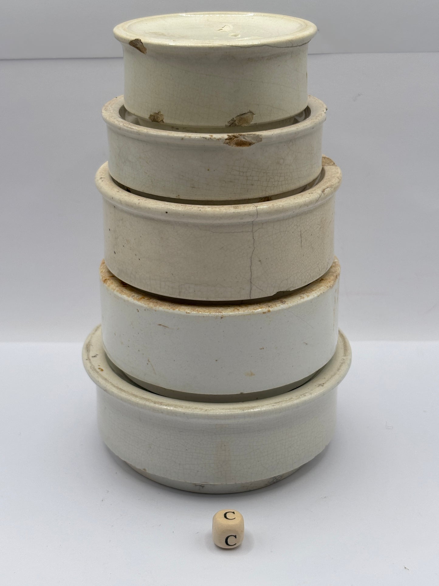 5 old stoneware bases, stackers (c) damages