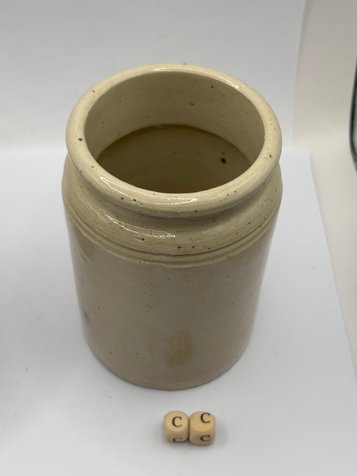 Old 1lb rolled top stoneware marmalade jar (cc)