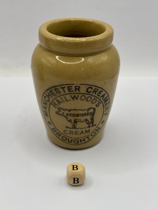 Old advertising cream pot, Hailwoods rich cream (B)