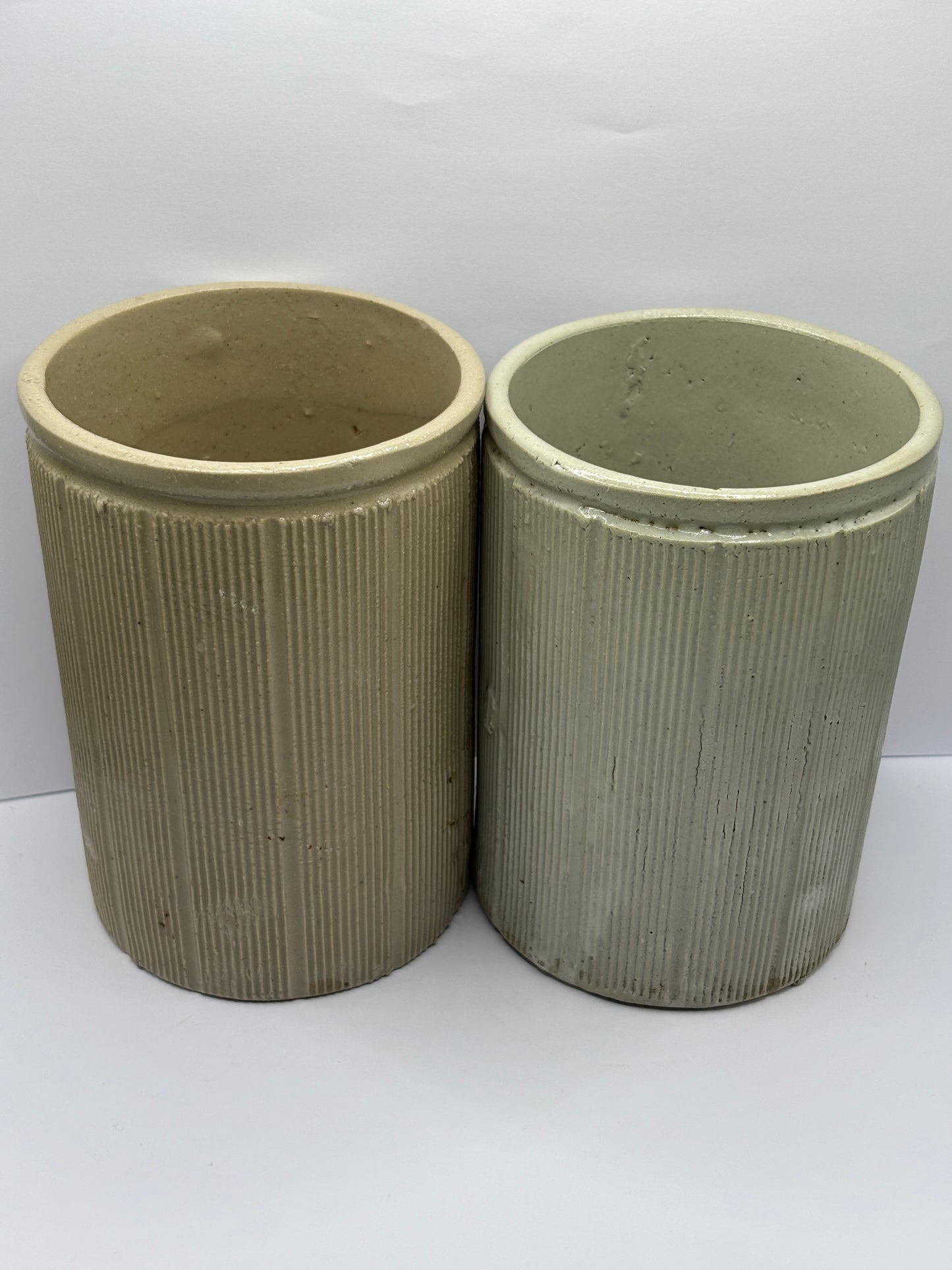 2 old ribbed stoneware jam pots, 2lb size