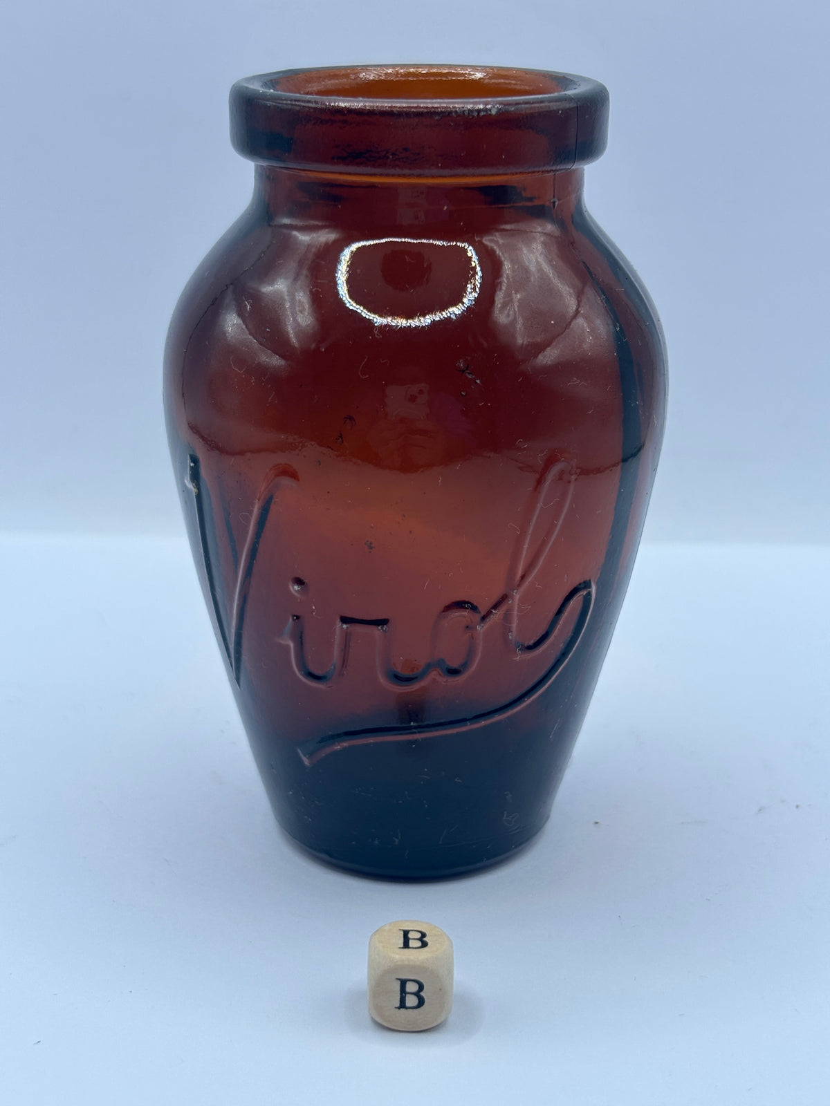 Old amber glass Virol jar (B) 10.5cms