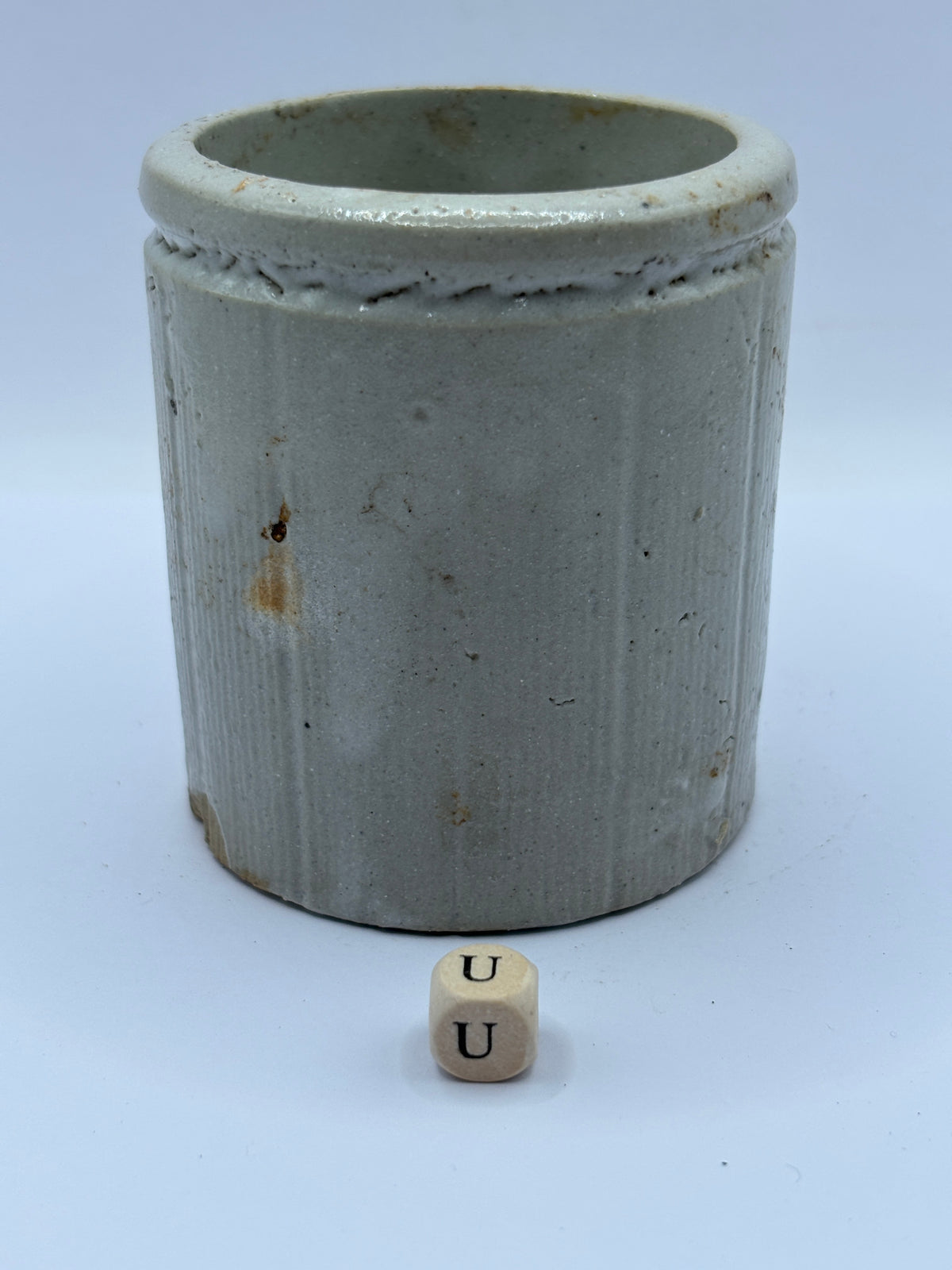 Old small ribbed stoneware jam pot (u)