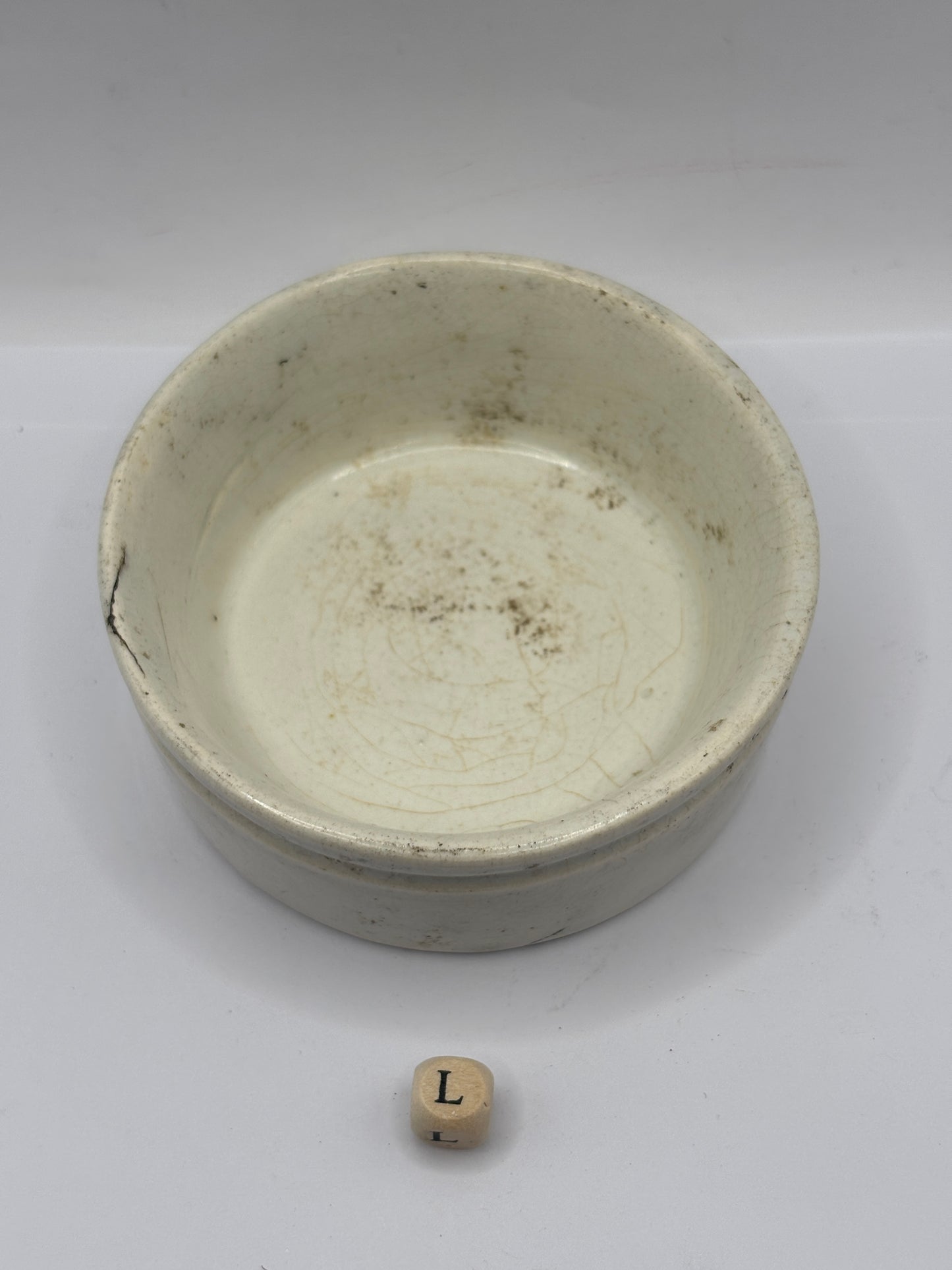 Old plain stoneware meat paste pot (L)