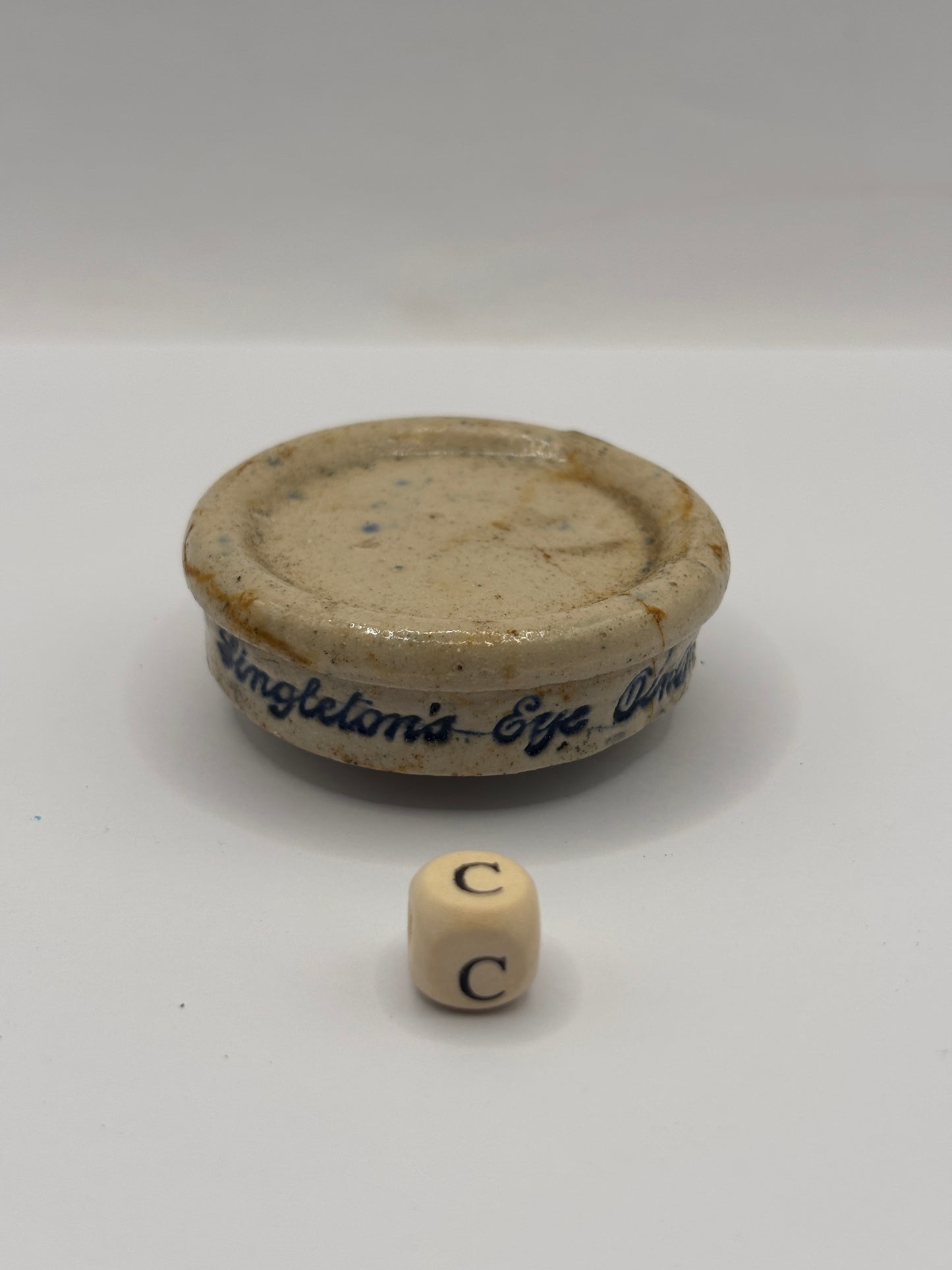Old Singletons stoneware eye ointment (c)