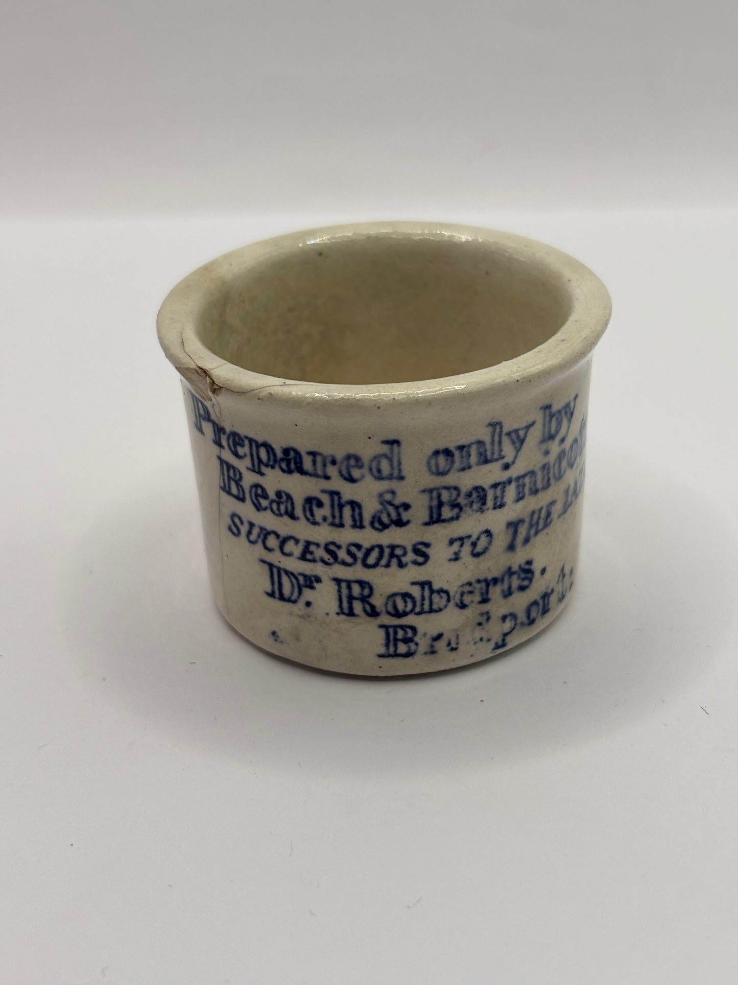 Old small advertising ointment pot, Dr Roberts poor mans friend