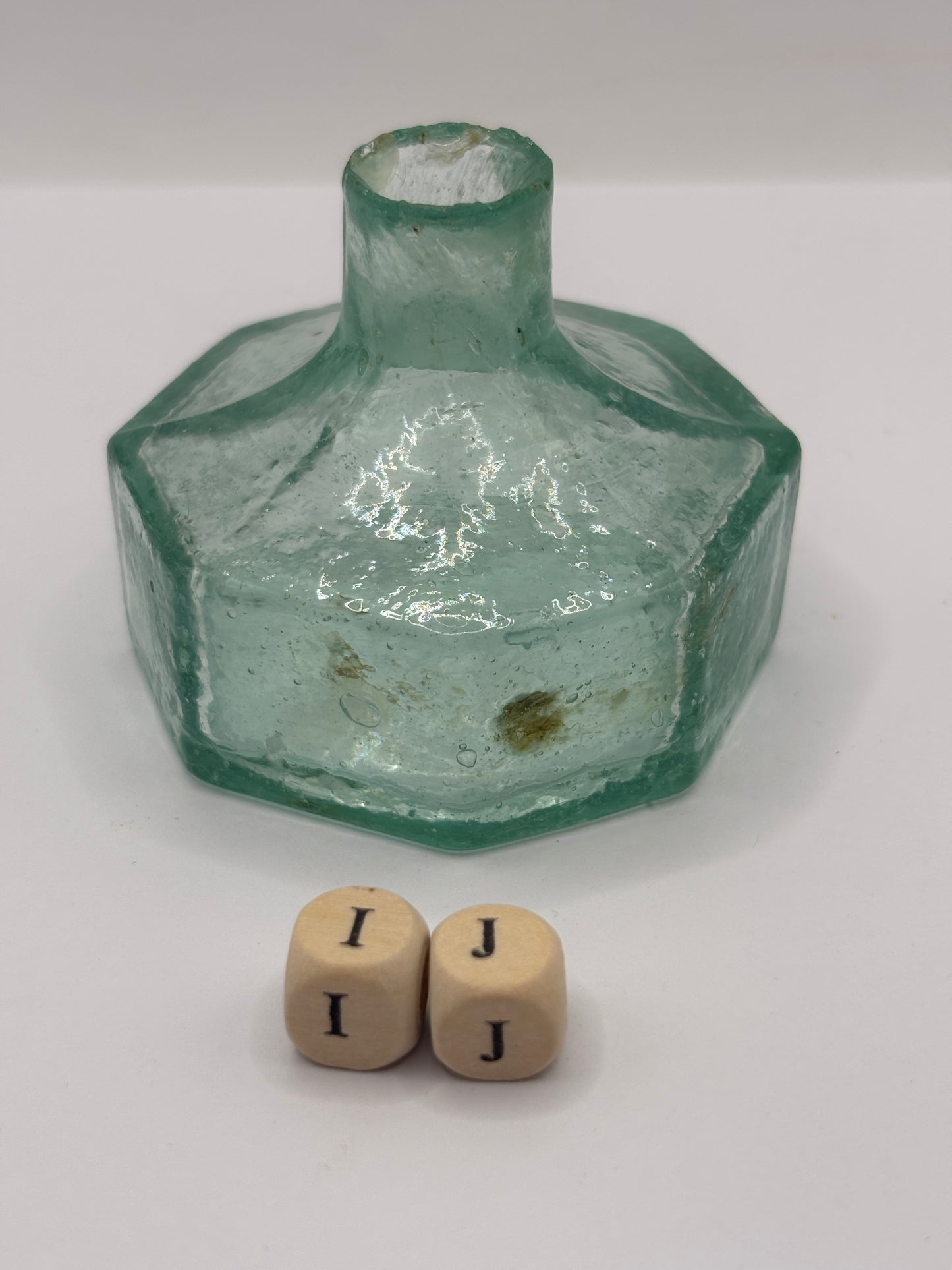 Old aqua glass tent ink, ink bottle. Inkwell (iJ)