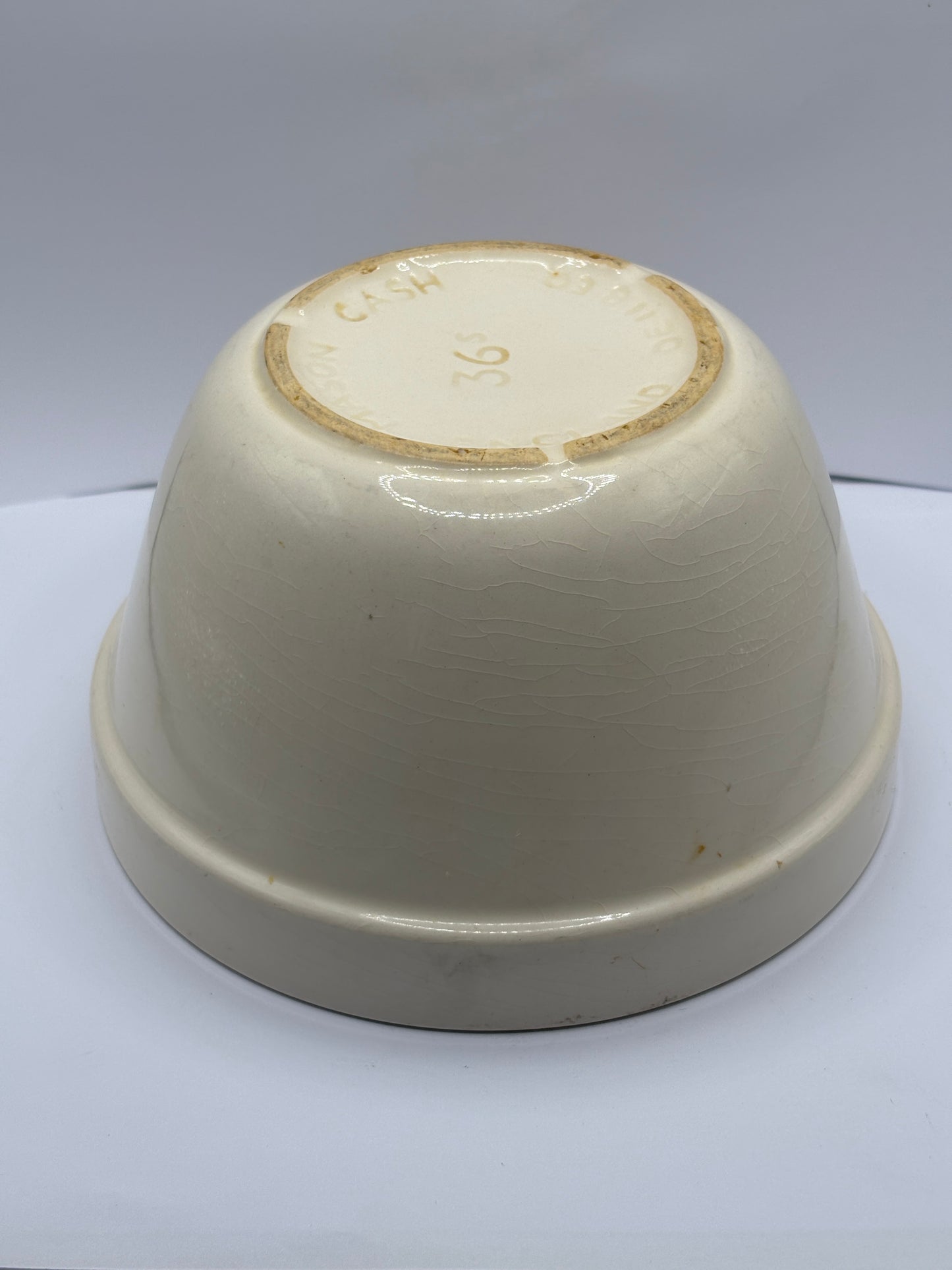 Vintage pudding bowl (v)