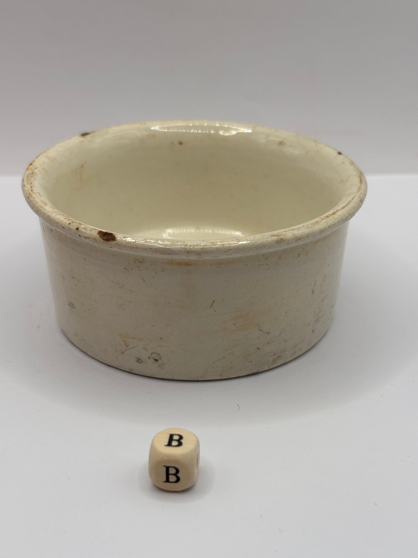 Old Plumtree advertising meat paste pot (B)