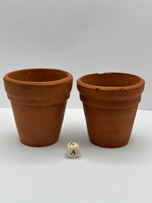 2 Old mini terracotta plant pots (a)