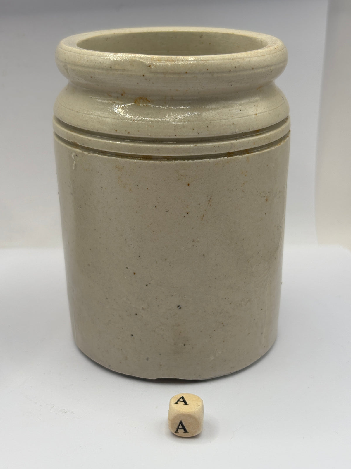Old 1lb rolled top stoneware marmalade jar (a)