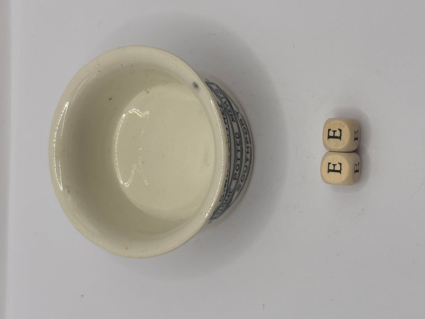 Old mini Plumtree advertising meat paste pot, potted meats (ee)