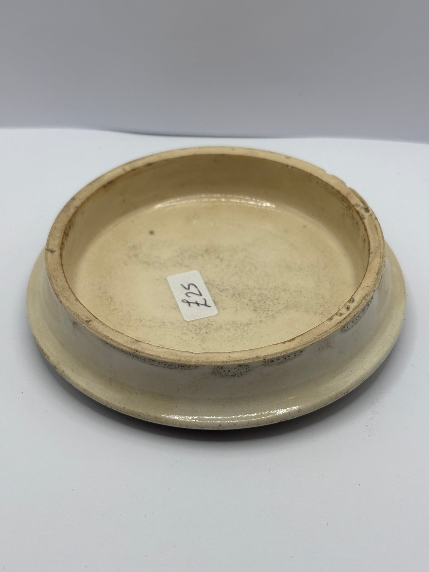 Old Prattware lid, victorian pot lid. Shakespeares house. Pratt lid