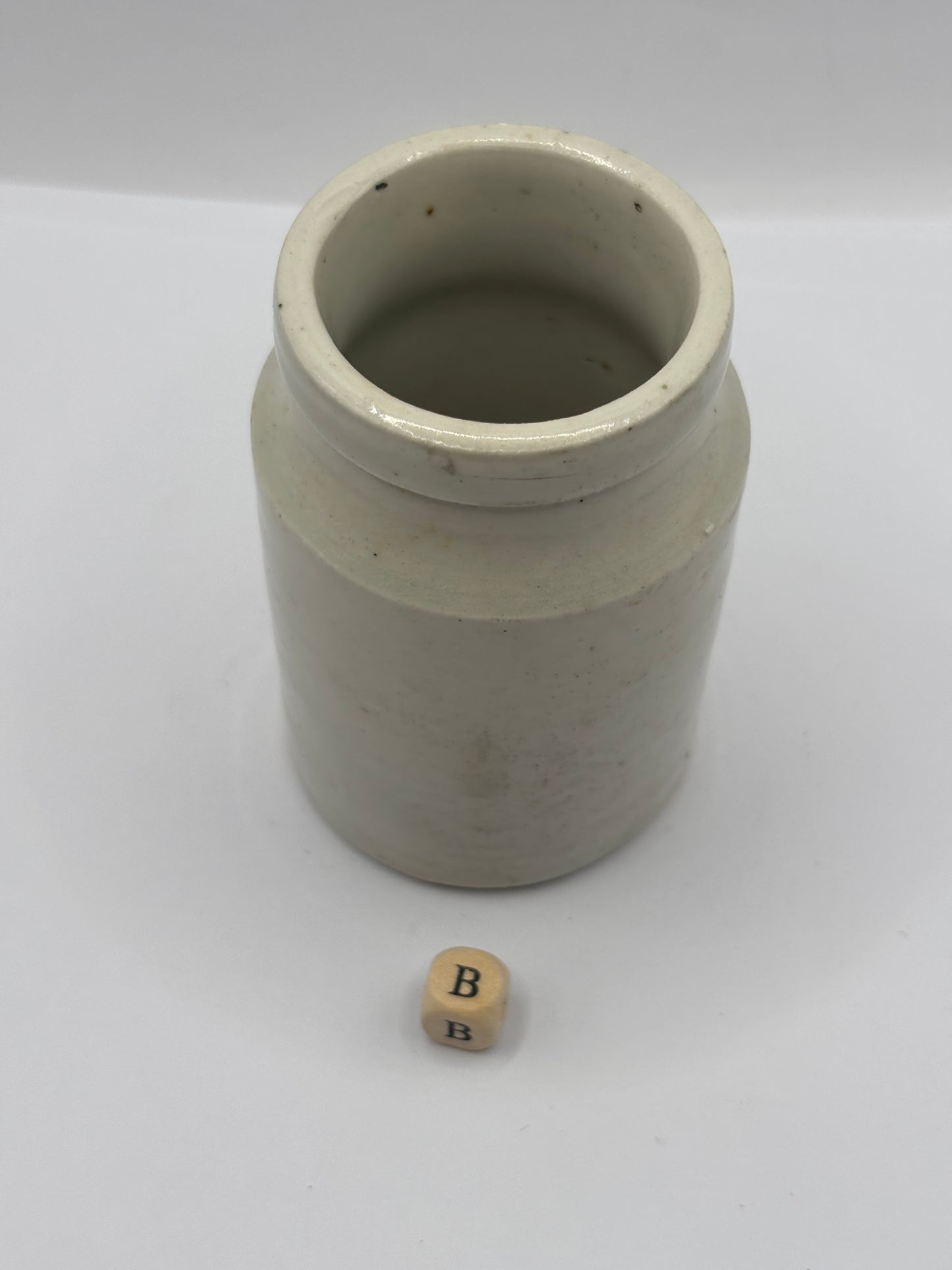 Old white stoneware jar, mustard pot. (B)