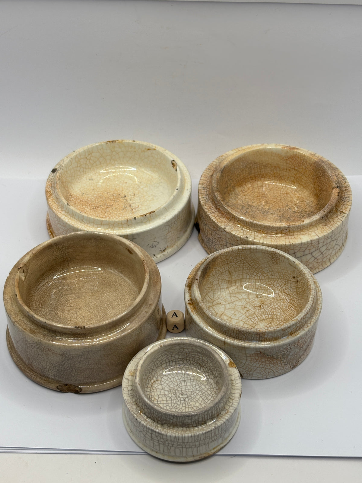 5 old stoneware pot lid bases, stackers (a)