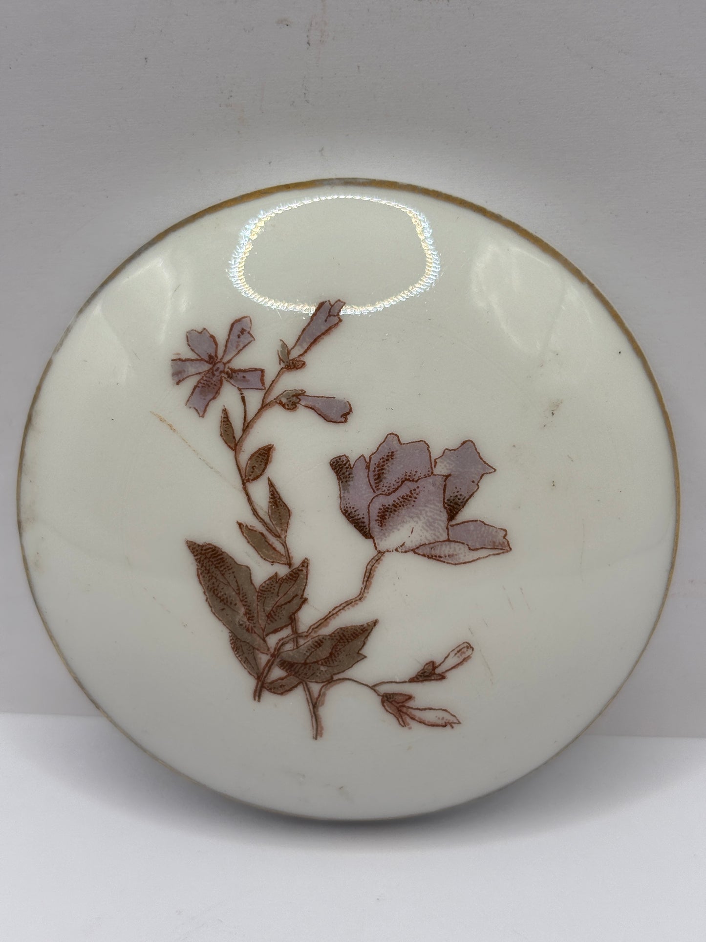 Old decorative lid