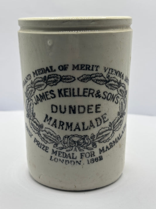 Old 1lb James Keiller Dundee marmalade jar. Damaged