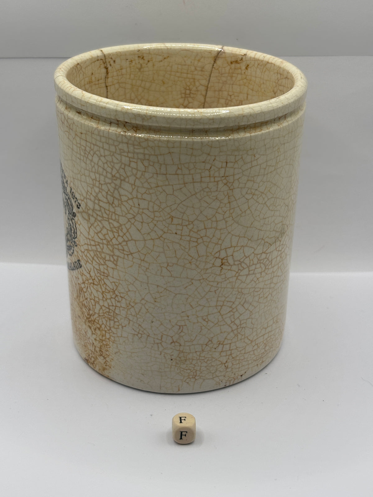 Old large 3lb stoneware marmalade pot, James Keiller Dundee marmalade (F) damaged