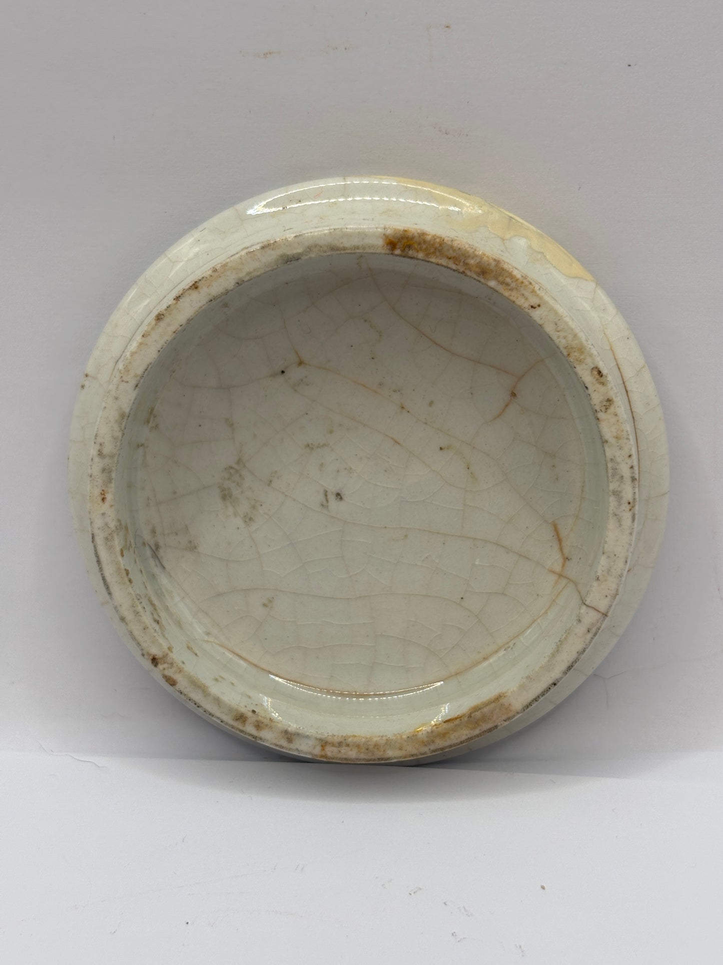 Old advertising lid, cherry tooth paste. Damaged/repaired