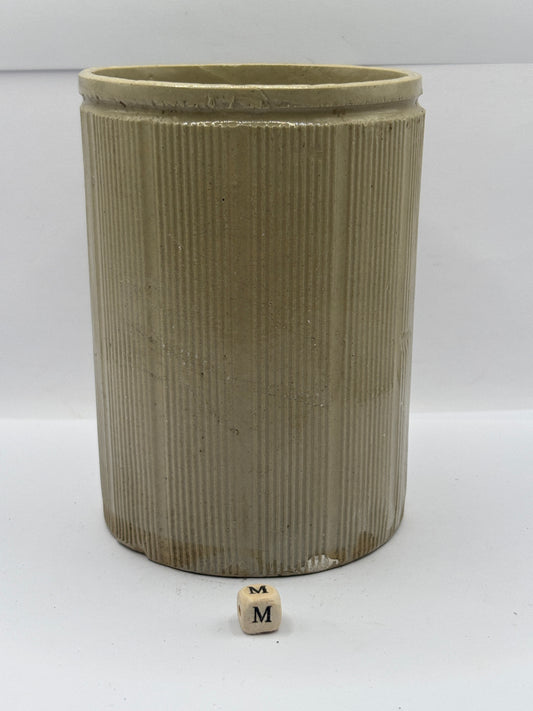 Old 2lb ribbed stoneware jam pot (M)