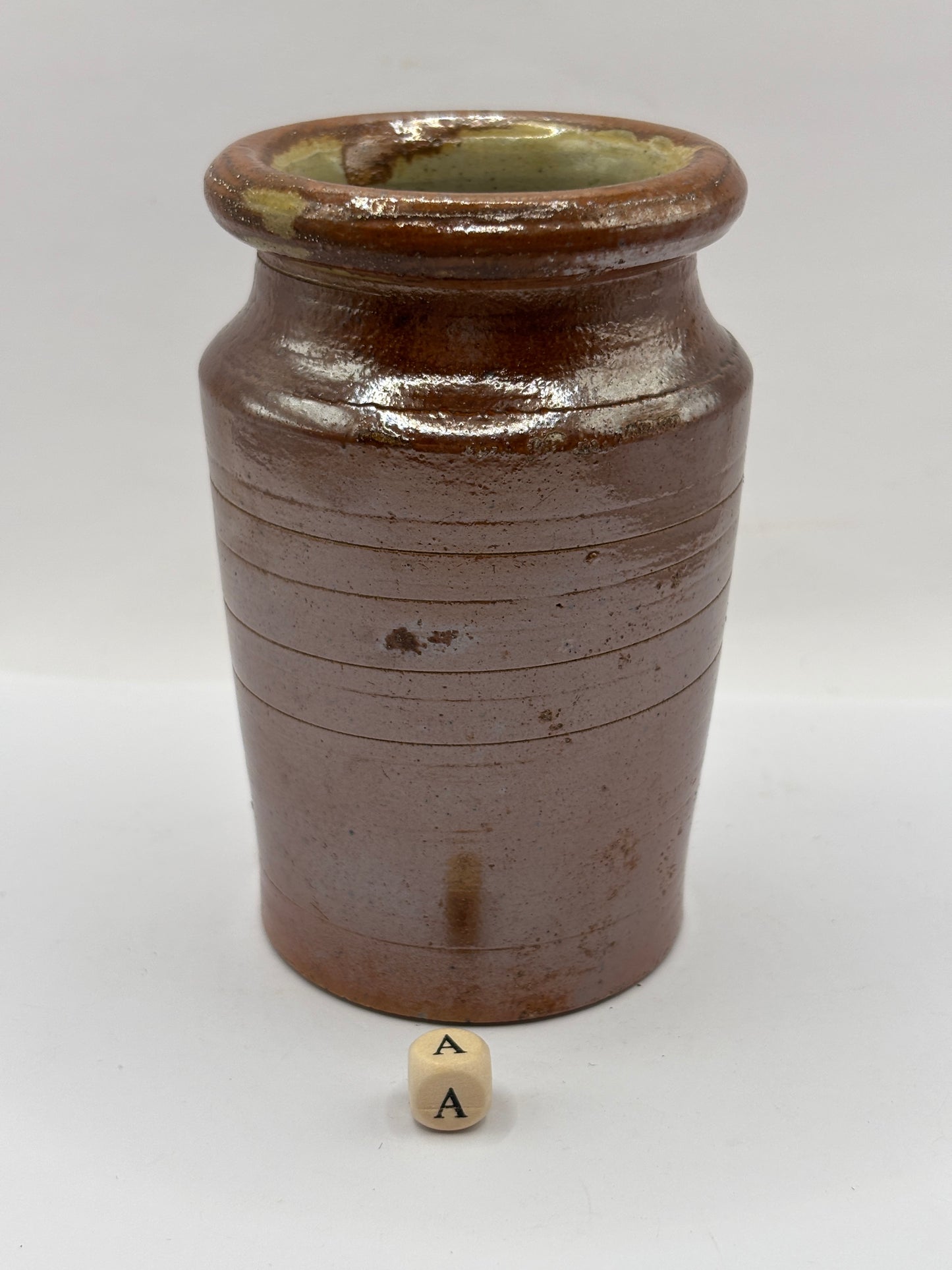 Old small brown stoneware jar (a) 11cms