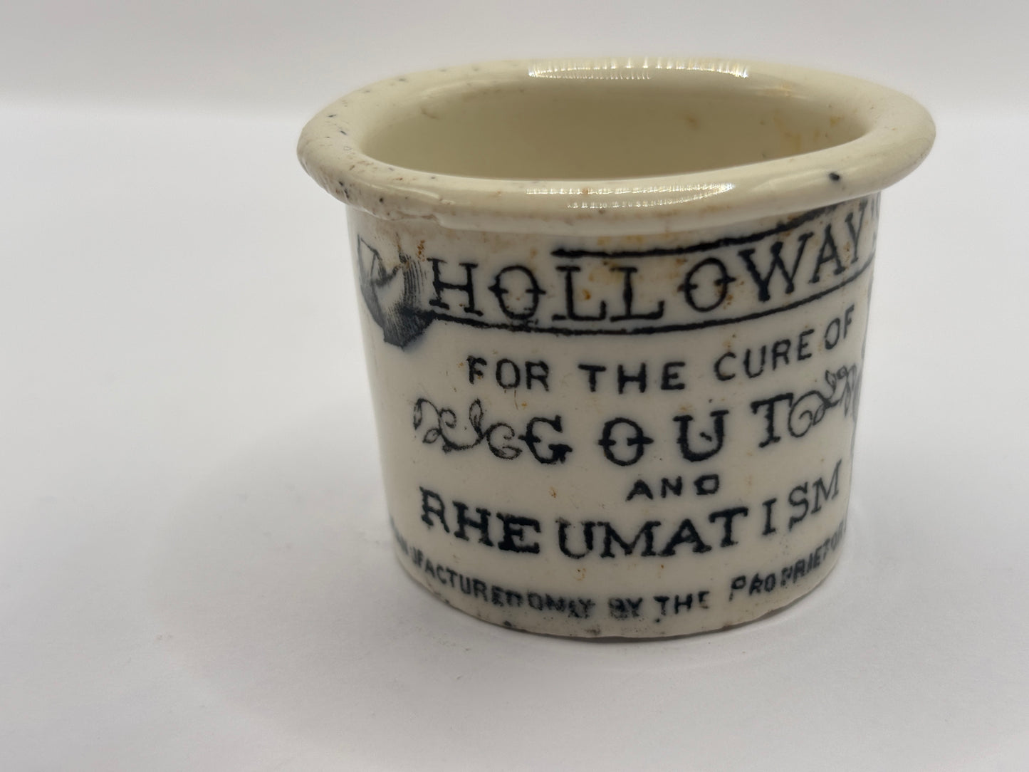 Old advertising ointment pot, Holloway’s ointment